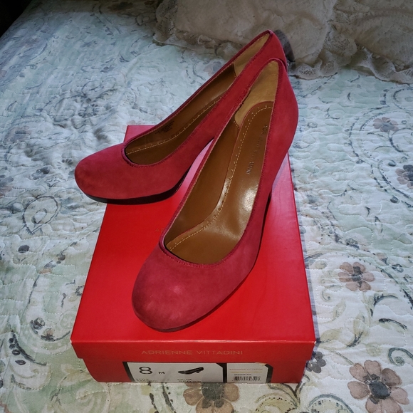 Adrienne Vittadini Marve Kidsuede Platform Pumps size 8 - Picture 3 of 11